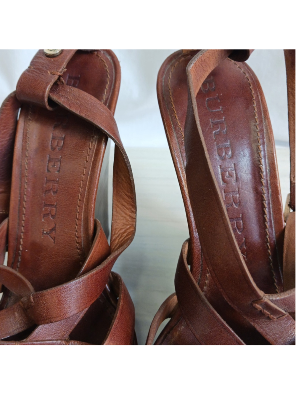Burberry Delamer Brown Leather Strappy Wedge Heels Women's 8 Boho Fancy * Read* - Picture 8 of 12